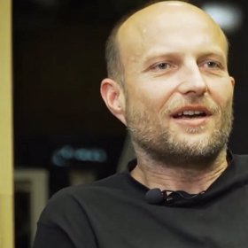 Herec Jiří Ployhar hraje hlavně v divadle.