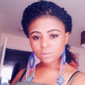 Elizabeth Amoaa podstoupila už sedm operací.