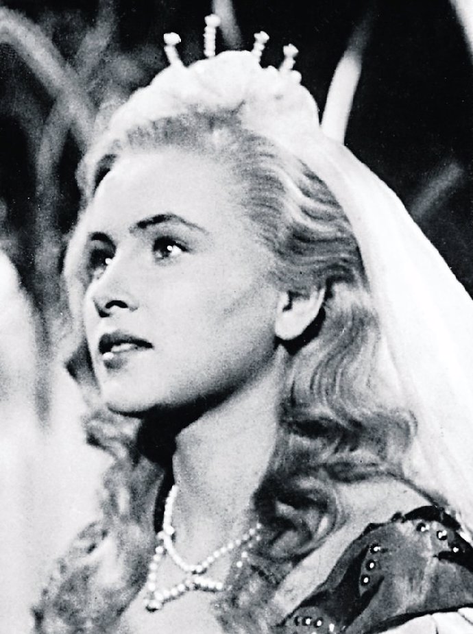 Alena Vránová ve své nejslavnější roli jako princezna Krasomila.