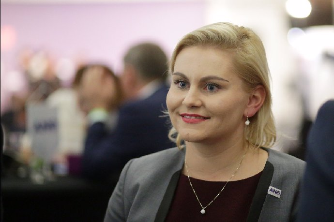 Taťána Malá ve Sněmovně vyčetla opozici, že nedodržují své dřívější sliby. 