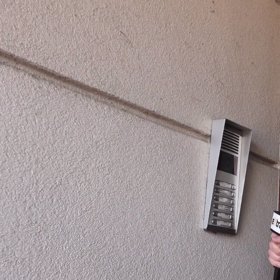 Milouš Jakeš nás pustil nahoru, ale rozhovoru už kvůli nemoci dávat nechce, je slabý, nemá na to sílu.