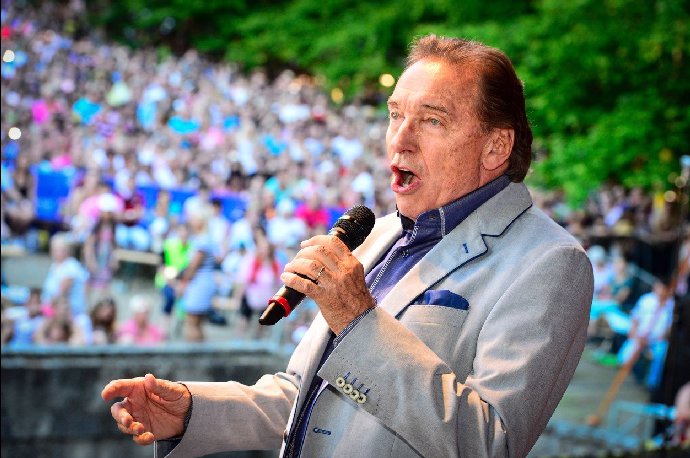 Karel Gott vůbec netušil, že má dceru. 