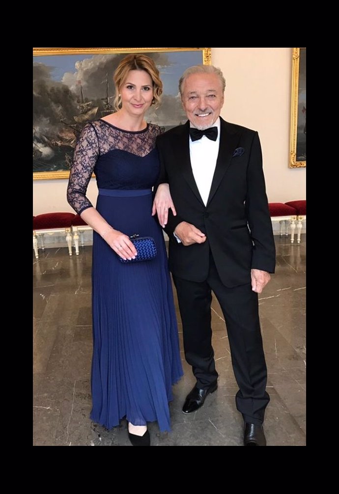 Karel Gott našel u Ivany to, co celý život hledal, tradiční rodinu.