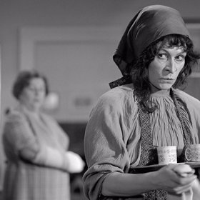 Jana Andresíková se do paměti diváků zapsala hlavně jako čarodějnice z Arabely. Na svém kontě má však desítky filmů a seriálů.