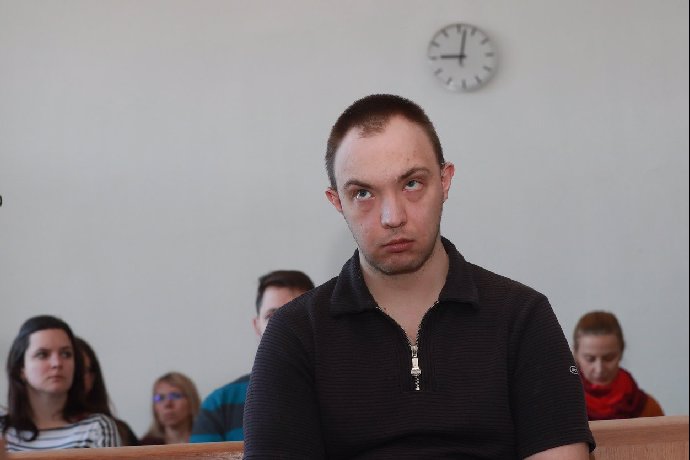 Jaroslav Janák vypovídá v novém seriálu Případ Janákových, který natočilo režisérské duo Mirek a Dana Vaňurovi. 