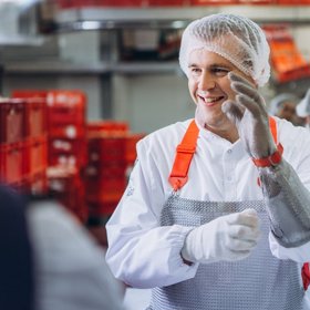 VÁNOCE HEZKY ČESKY: Vinná klobása jako oslava slunovratu