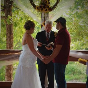 Reagan zemřela dřív, než stihla oslavit první výročí svatby.