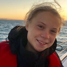 Greta Thunberg prý žije lowcostovým životem.