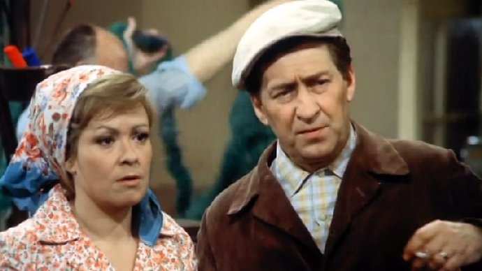 Jiřina Bohdalová je jedna z mála stále žijících umůlců ze seriálu.