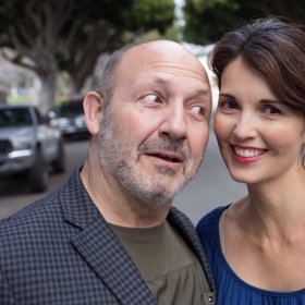 Herci Angela Watson a Briana Nahas si v únoru 2020 řekli své ano.