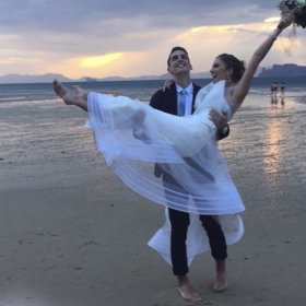 Andrea si svatbu moc užila. Škoda že nebyla doopravdy.