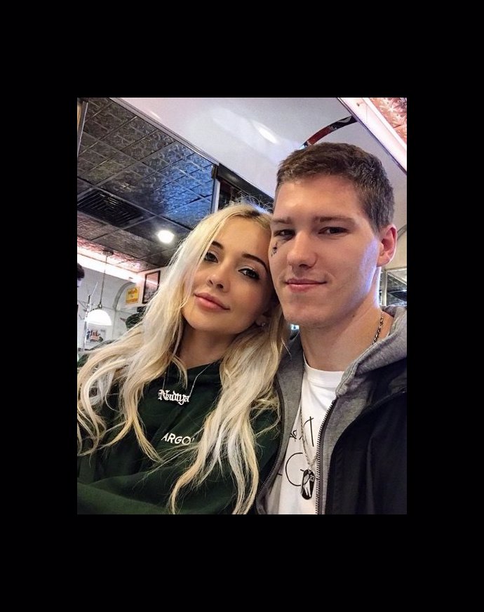 Tento pár je již minulostí. 