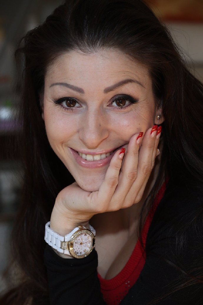 Ester Ládová pověsila showbyznys na hřebík.