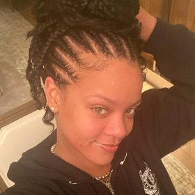 Vlastní snímek Rihanny.