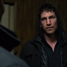 Schlesingerův bratranec Jon Bernthal je známým hercem.