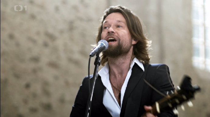 Zpěvák Richard Krajčo.