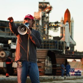 Režisér Michael Bay se o své adopci dozvěděl v 6 letech.