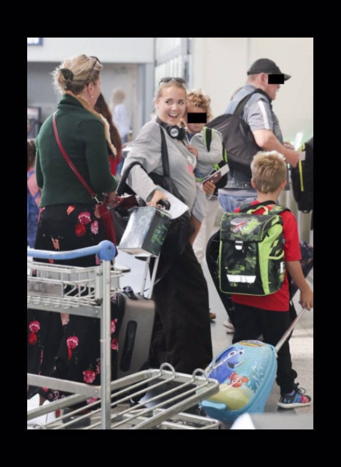 Lucie Vondráčková se syny Adamem a Matyášem. Praha, 28. srpna 2018