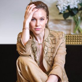 Vlastina je oblíbená herečka.