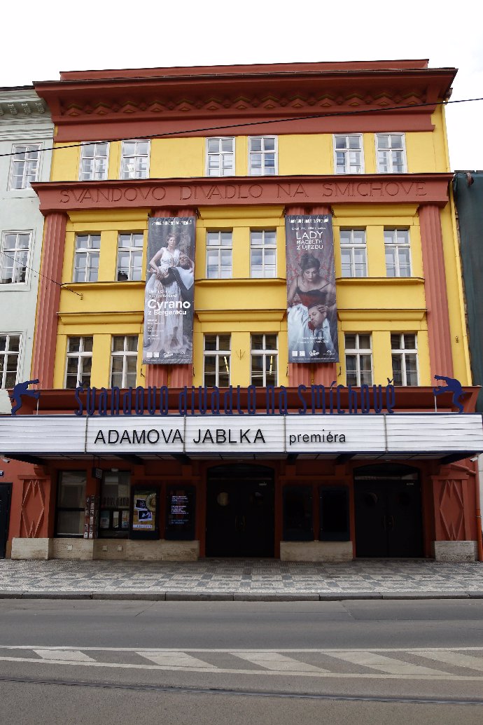 Švandovo divadlo v Praze - místo, kde fungovalo Divadlo Vlasty Buriana.