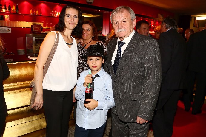 Karel Šíp s manželkou a synem.