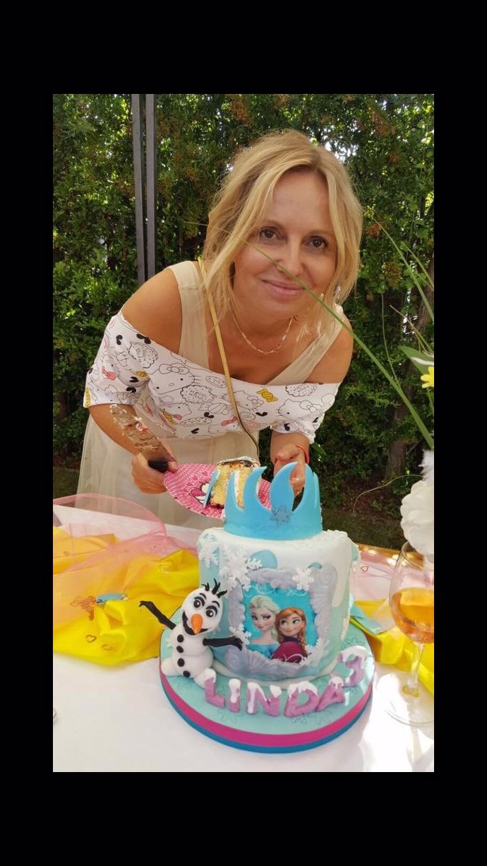 Lindy babička...