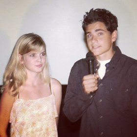 Také natáčel seriál Pojišťovna štěstí s Nikol Štíbrovou.