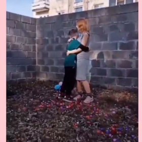 Daria dala své dceři už teď jméno Karolína.