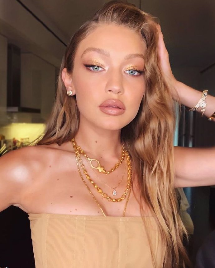 Gigi Hadid je přední tváří módního průmyslu. 