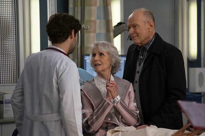 Proslavil se i v seriálu Chirurgové. 