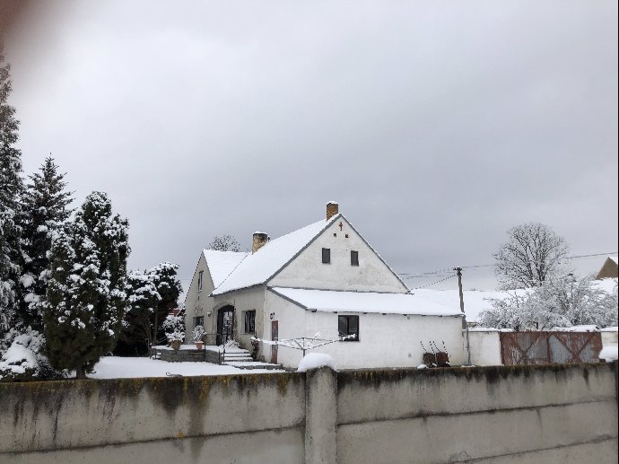 Vnučky získali chalupu Heleny Růžičkové v obci Slatina u Horažďovic i její statisícové tantiémy. S pozůstalostí ale rodina nenaložila zrovna důstojně.