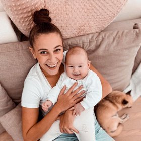 Natálie Bagárová je teta. Vyfotila se s roztomilou dcerkou Moniky Bagárové.