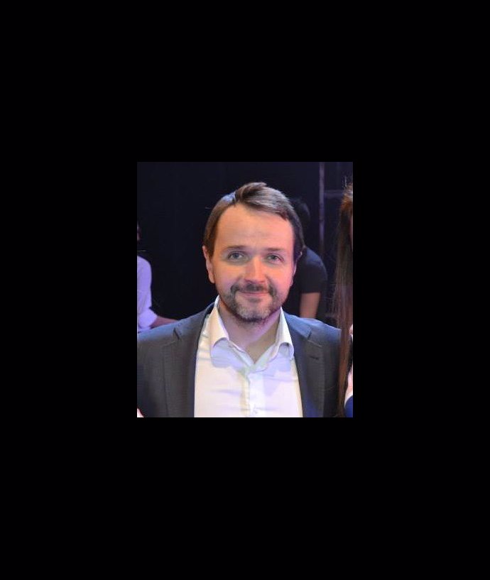 Moderátor Vlasta Korec.