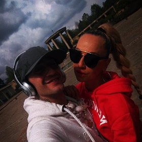 Jsou zamilovaní už rok a půl.