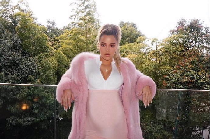 Khloe přiznala, že svého ex-přítele přinutila podstoupit vasektomii. Občas prý člověka někdo "musí k dobrému rozhodnutí dotlačit."