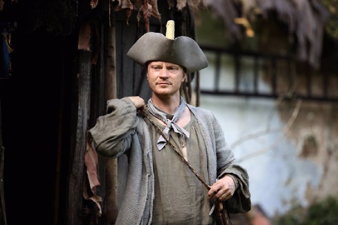 Jan Budař vystřídá v pohádce hned několik kostýmů.