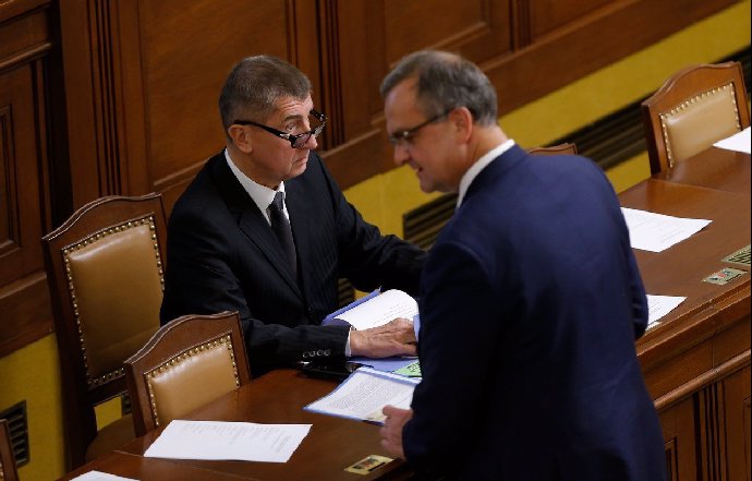 Miroslav Kalousek (vpravo) s Andrejem Babišem (vlevo).