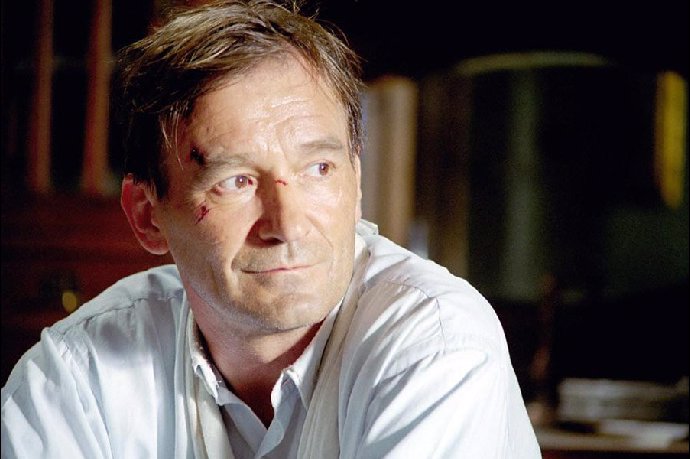 Věkový rozsah hereckého obsazení byl skutečně široký. Ve filmu hrálo 6 dní staré novorozeně, ale i Zita Kabátová, které bylo 90 let.