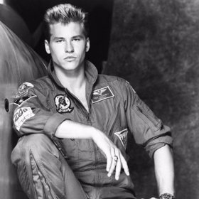 Val Kilmer ve filmu Top Gun.