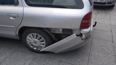 FOTO: Na voze je škoda okolo 20 tisíc korun.