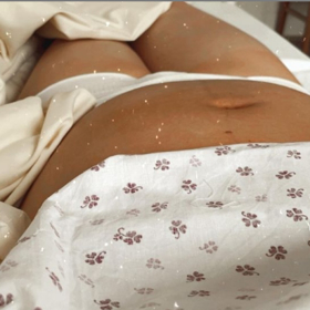 Zablokovala se jí střeva.