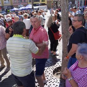 Během mítinku Andreje Babiše v Ústí nad Labem došlo k několika potyčkám. Opakovaně musel zasahovat antikonfliktní tým.