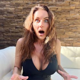 Tipujeme, že nějak takhle vypadala, když si zprávu četla poprvé. 