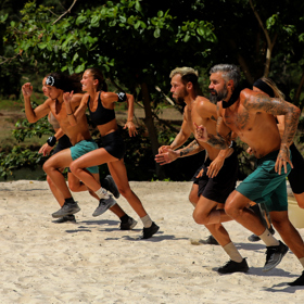 Soutěžilo se i o jídlo a výlet do místního vodního světa.