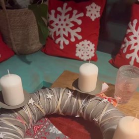 Na věnec nezapomněla ani Agáta Hanychová.