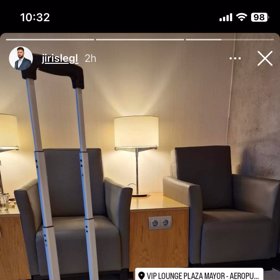 Pár je po nepříjemném incidentu už doma.