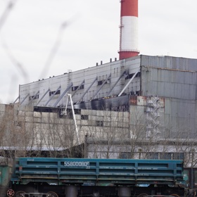 Masivní noční útok ruských sil zasáhl i elektrárnu na okraji Kyjeva. Přímo na místo vyrazili i reportéři eXtra, kteří jsou aktuálně na Ukrajině. Z naších snímků je zřejmé, že je situace již pod kontrolou.