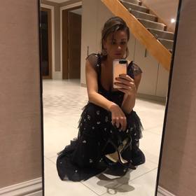 Život v Londýně jí svědčí.