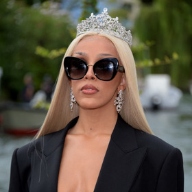 Doja Cat svými outfity dráždí fantazii tisíce mužů.