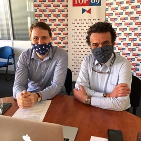 Robert Pecka se senátorem Tomášem Czerninem.